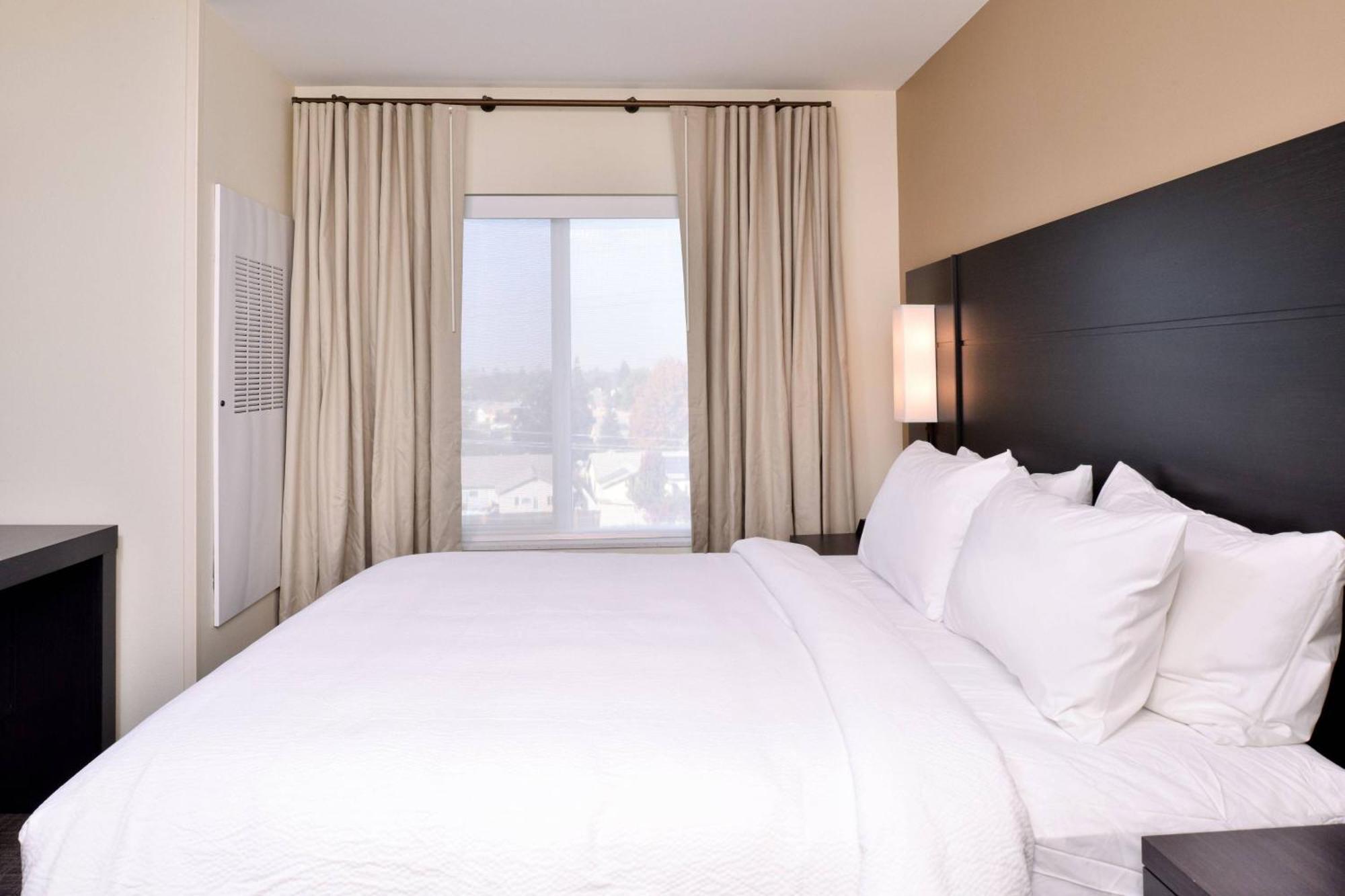 Residence Inn By Marriott Bakersfield West Екстериор снимка