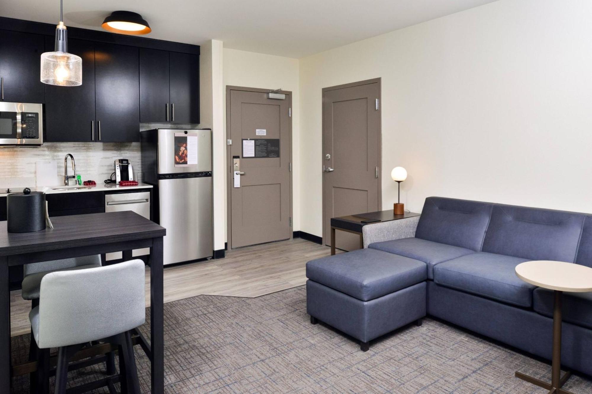 Residence Inn By Marriott Bakersfield West Екстериор снимка