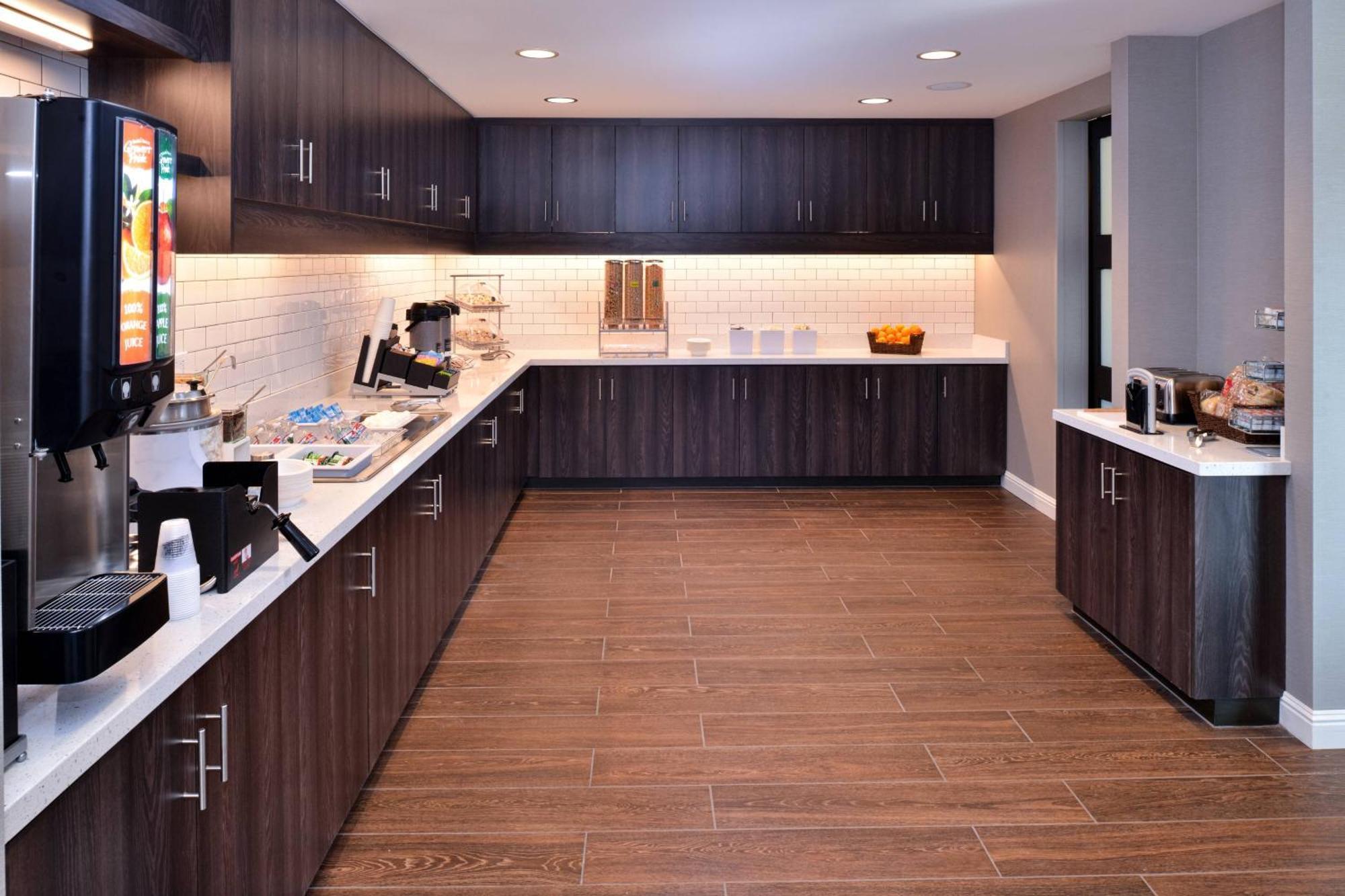 Residence Inn By Marriott Bakersfield West Екстериор снимка